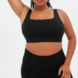 Tommy crop sports bra - Girlfriend Collective